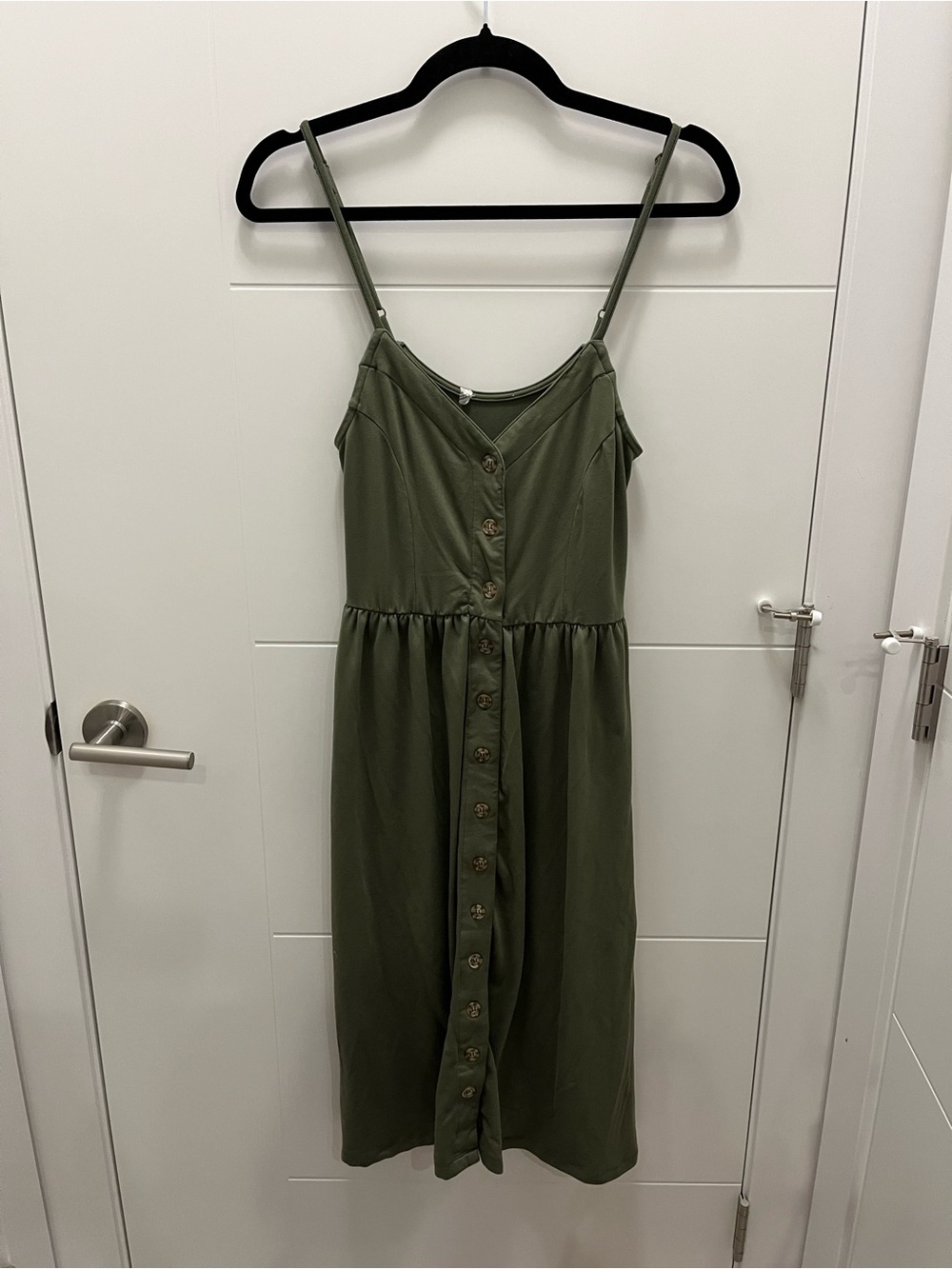Ardene Button-Front Olive Midi Dress with Spaghetti Straps Small